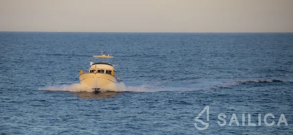 Menorquin 180 - Yacht Charter Sailica