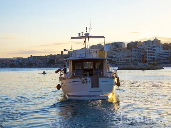 Menorquin 180 - Yacht Charter Sailica