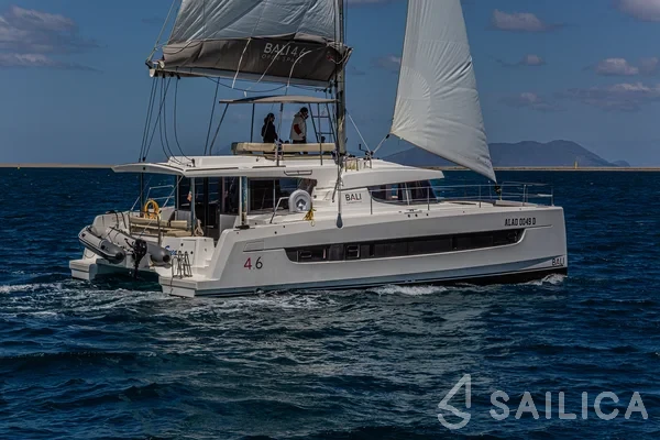 Bali 4.6 - Yacht Charter Sailica