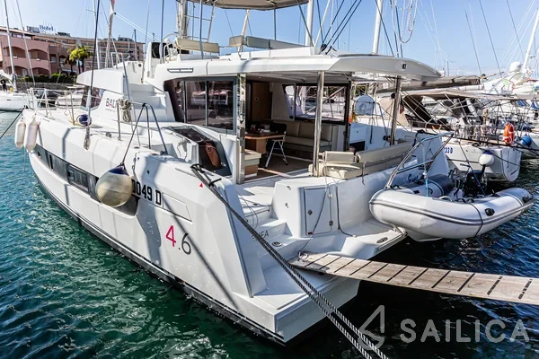 Bali 4.6 - Yacht Charter Sailica