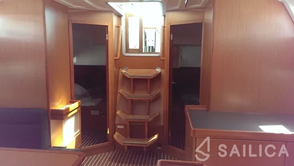 Bavaria 46 Cruiser - Yacht Charter Sailica