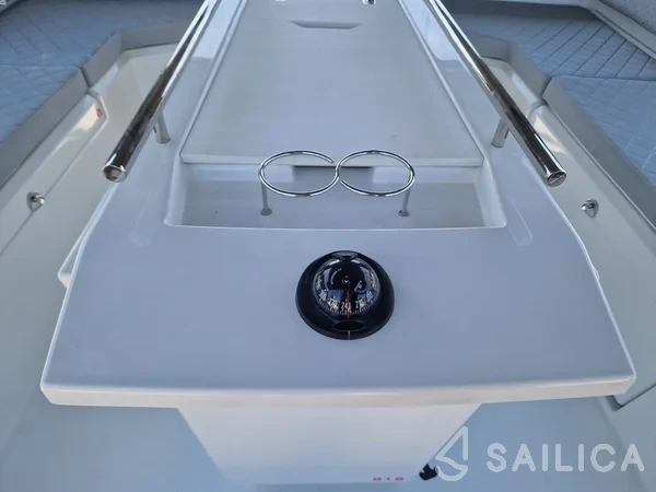 Oceanis 40.1 - Yacht Charter Sailica