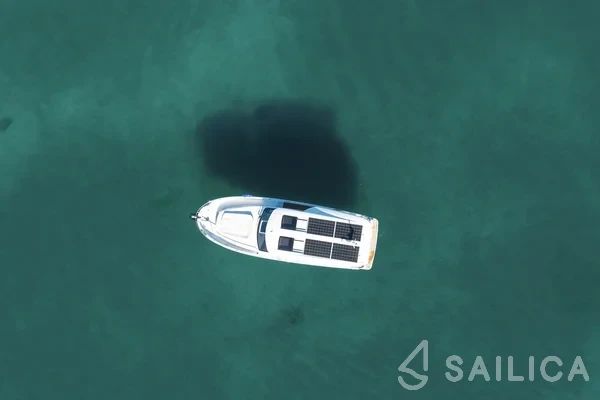 Greenline 39 - Yacht Charter Sailica