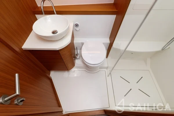 Greenline 39 - Yacht Charter Sailica