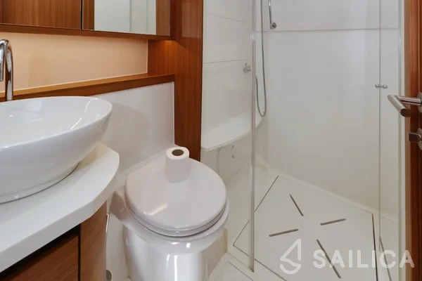 Greenline 39 - Yacht Charter Sailica