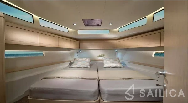 Greenline 39 - Yacht Charter Sailica