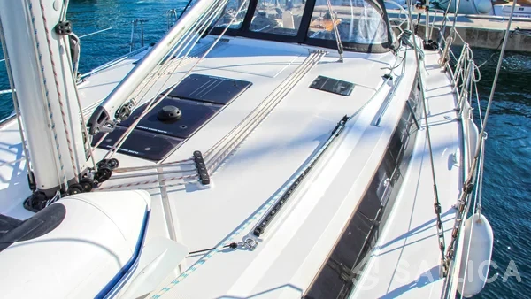 Bavaria 46 Cruiser - Yacht Charter Sailica