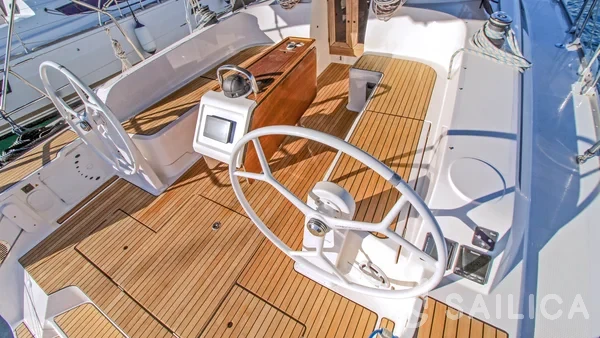 Bavaria 46 Cruiser - Yacht Charter Sailica