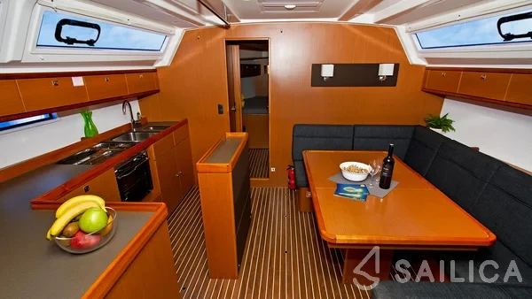 Bavaria 46 Cruiser - Yacht Charter Sailica