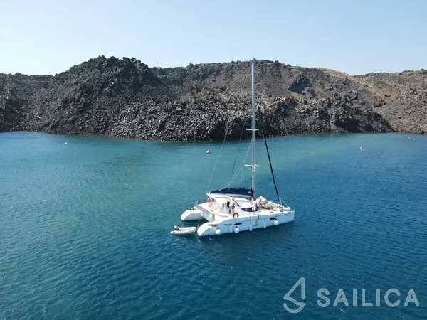 Lavezzi 40 - Yacht Charter Sailica