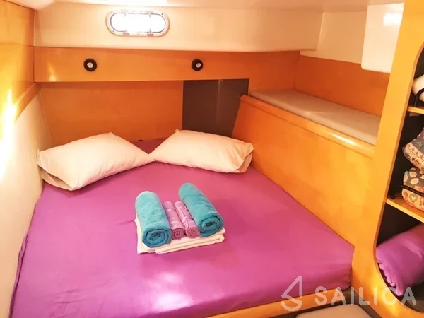 Lavezzi 40 - Yacht Charter Sailica