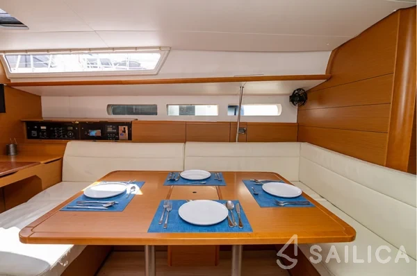 Sun Odyssey 509 - Yacht Charter Sailica