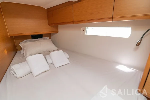 Sun Odyssey 509 - Yacht Charter Sailica