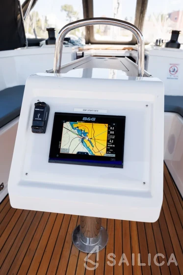 Bavaria C38 - Yacht Charter Sailica