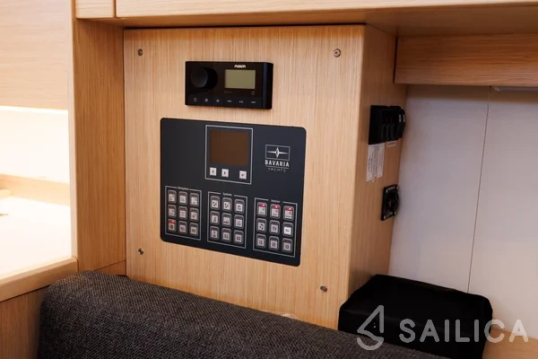 Bavaria C38 - Yacht Charter Sailica