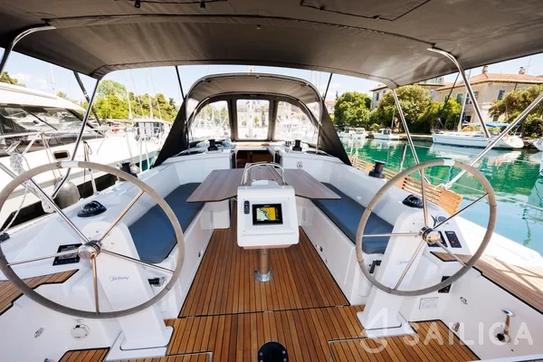 Bavaria C38 - Yacht Charter Sailica