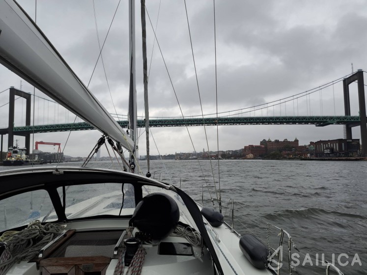 Bavaria 46 Cruiser - Yacht Charter Sailica