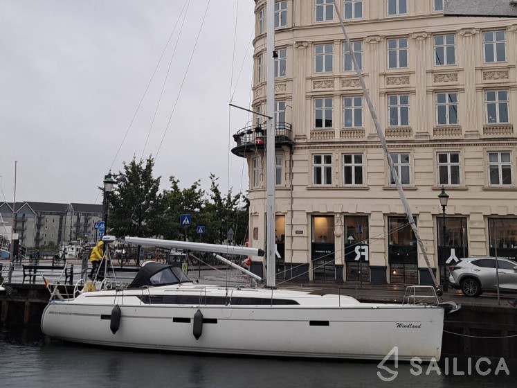 Bavaria 46 Cruiser - Yacht Charter Sailica