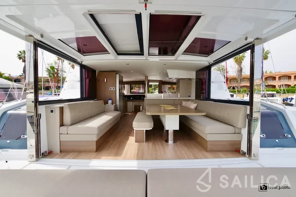 Bali 4.8  - Yacht Charter Sailica