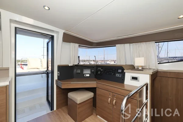 Bali 4.4 - Yacht Charter Sailica