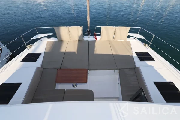 Bali 4.4 - Yacht Charter Sailica