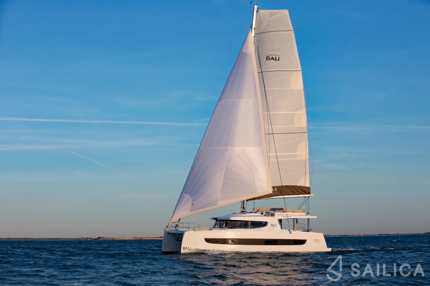 Bali 4.4 - Yacht Charter Sailica
