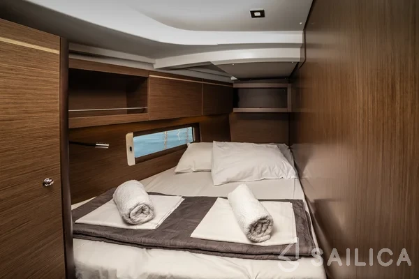 Oceanis 46.1 - Yacht Charter Sailica