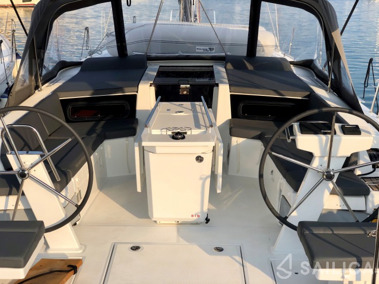 Oceanis 46.1 - Yacht Charter Sailica