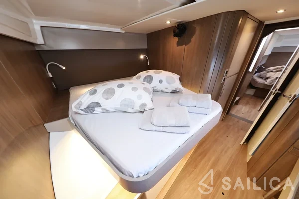 Bali Catspace - Yacht Charter Sailica