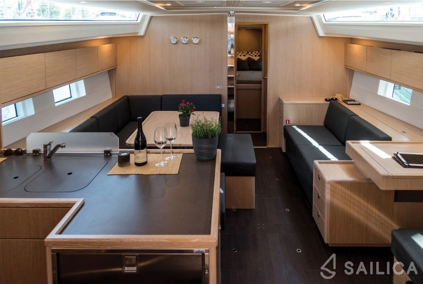 Bavaria C50 - Yacht Charter Sailica