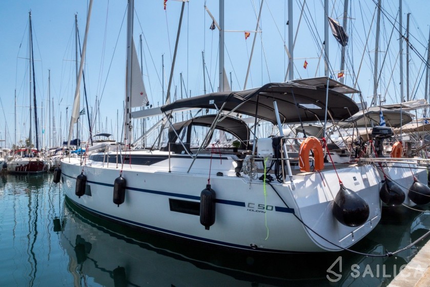 Bavaria C50 - Yacht Charter Sailica
