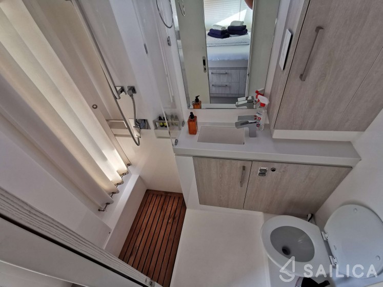 Leopard 58 - Yacht Charter Sailica