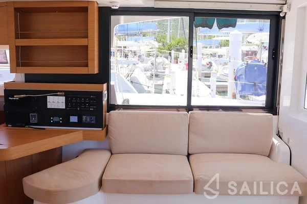 Bali Catsmart - Yacht Charter Sailica
