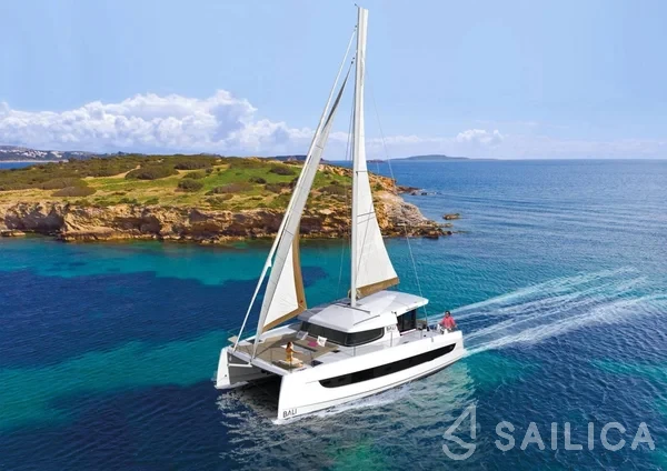 Bali Catsmart - Yacht Charter Sailica