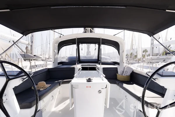 Oceanis 46.1 - Yacht Charter Sailica
