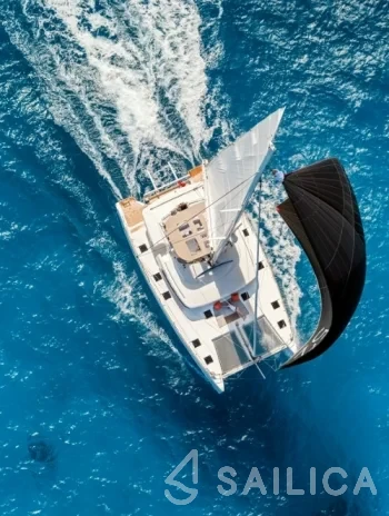 Lagoon 52F - Yacht Charter Sailica