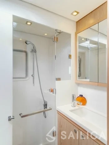 Lagoon 52F - Yacht Charter Sailica