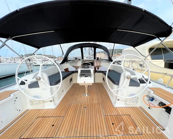 Bavaria 46 Cruiser - Yacht Charter Sailica