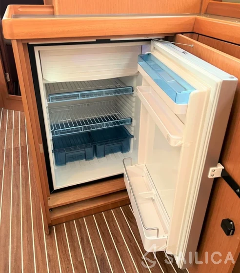 Bavaria 46 Cruiser - Yacht Charter Sailica