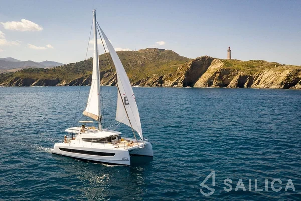 Bali 4.2 - Yacht Charter Sailica