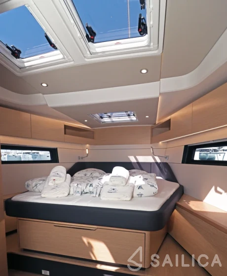 Hanse 460 - Yacht Charter Sailica