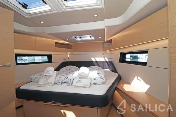 Hanse 460 - Yacht Charter Sailica