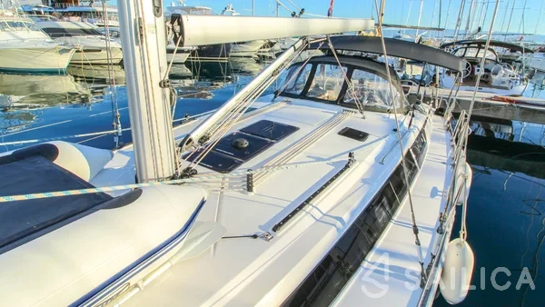 Bavaria 46 Cruiser - Yacht Charter Sailica