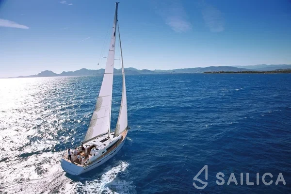 Bavaria 46 Cruiser - Yacht Charter Sailica