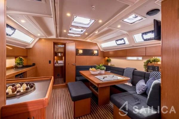 Bavaria 46 Cruiser - Yacht Charter Sailica