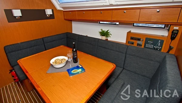 Bavaria 46 Cruiser - Yacht Charter Sailica