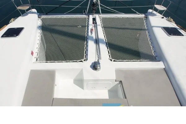 Lagoon 450  Flybridge - Yacht Charter Sailica