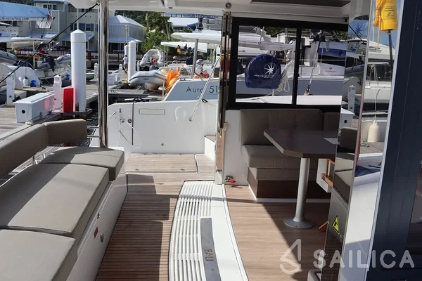 Bali 4.4 - Yacht Charter Sailica