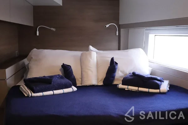 Bali 4.4 - Yacht Charter Sailica