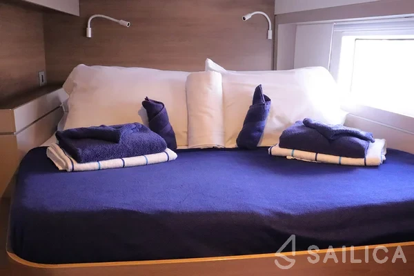 Bali 4.4 - Yacht Charter Sailica